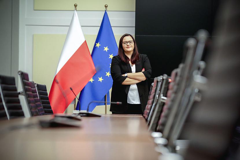 W DOBRĄ STRONĘ: W DOBRĄ STRONĘ: