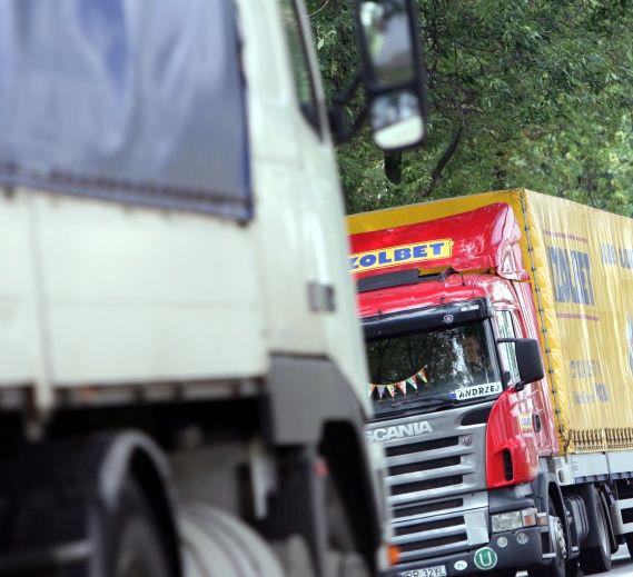 Na nowym słowackim systemi poboru myta stracą także Polacy. Na nowym słowackim systemi poboru myta stracą także Polacy.