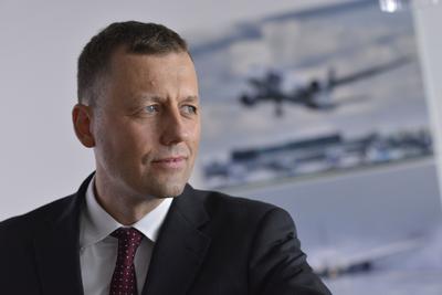 Mikołaj Wild, prezes CPK szacuje, że dzięki uruchomieniu programu inwestycji, co roku może być oddawanych do użytku nawet 200 km nowych linii kolejowych. Podkreśla, że już wymaga to przygotowania kadry wykonawców i wykwalifikowanej siły roboczej.
