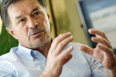 OGŁOŚ WEZWANIE, TO PORZĄDZISZ: Spółka Krzysztofa Oleksowicza, założyciela Inter Carsu, chce, by nikt nie mógł wykonywać prawa głosu z więcej niż 33 proc. akcji, jeśli nie skupi w wezwaniu ponad 50 proc.