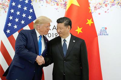 Donald Trump poinformował, że rozmowy ze stroną chińską odbywają się w dobrej atmosferze.