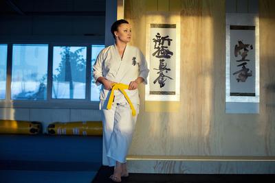 Dr Anna Masłoń-Oracz, wykładowca w Szkole Głównej Handlowej w Warszawie, po zajęciach zamienia garsonkę na kimono...