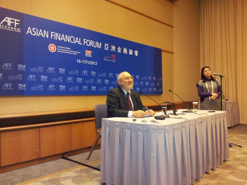 Joseph Stiglitz (fot.:pb.pl) Joseph Stiglitz (fot.:pb.pl)