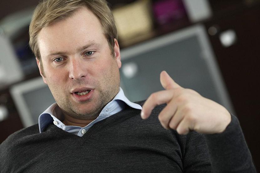 W CENTRUM UWAGI: W CENTRUM UWAGI: