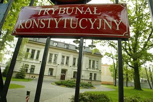 Trybunał Konstytucyjny Trybunał Konstytucyjny