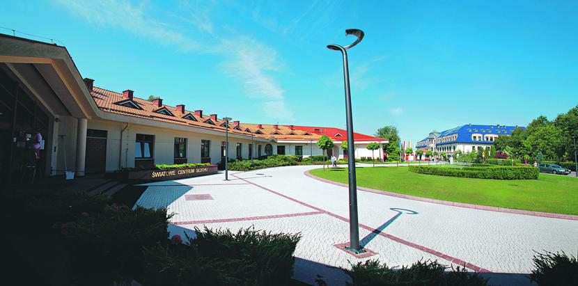 OJCIEC Z SYNEM PO SĄSIEDZKU: OJCIEC Z SYNEM PO SĄSIEDZKU: