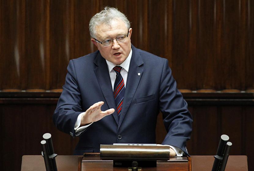 WIĘCEJ RYNKU: WIĘCEJ RYNKU: