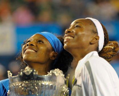 Siostry Williams po wygraniu turnieju (fot. Bloomberg) Siostry Williams po wygraniu turnieju (fot. Bloomberg)