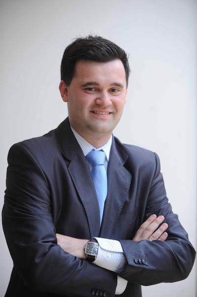 WICEPREZES OPTI TFI I ZARZĄDZAJĄCY OPTI FIZ