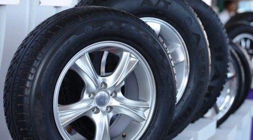 Dwa lata temu Apollo Tyres wolał Węgry. Teraz firma oponiarska z Indii wraca nad Wisłę. Dwa lata temu Apollo Tyres wolał Węgry. Teraz firma oponiarska z Indii wraca nad Wisłę.