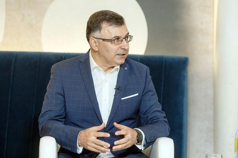 BIZNESY OKOŁOBANKOWE: BIZNESY OKOŁOBANKOWE: