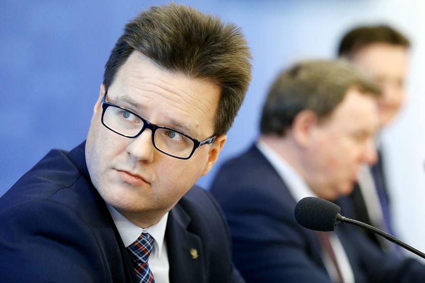 KOSZTOWNE EMERYTURY: KOSZTOWNE EMERYTURY: