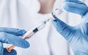 Pracodawcy: zamiast testowania pracowników potrzebna weryfikacja szczepień