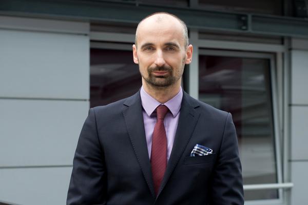 Biznes chce kompleksowej obsługi Biznes chce kompleksowej obsługi
