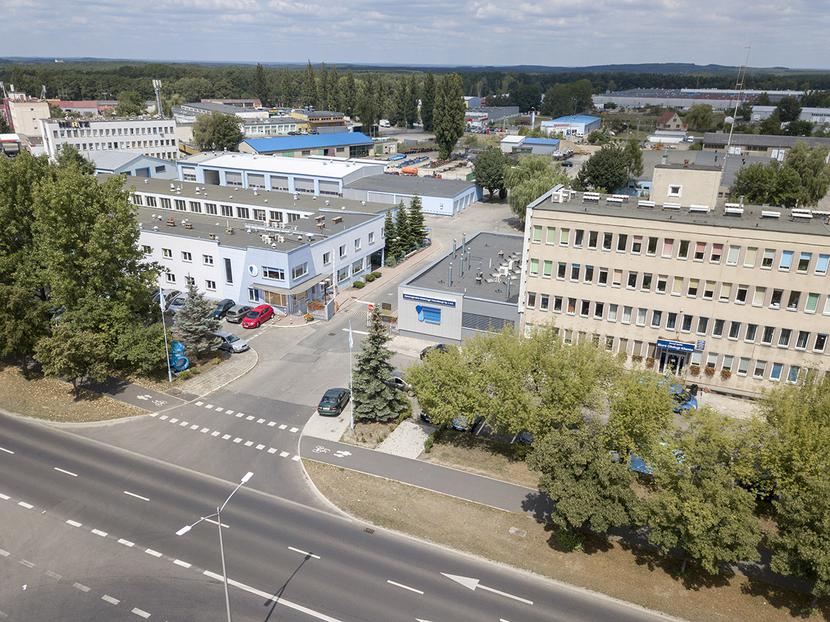 Stały rozwój: Zielonogórskie Wodociągi - od kiedy działają jako spółka prawa handlowego – pozyskały ponad 400 mln zł na inwestycje związane z wodociągami i kanalizacją. Stały rozwój: Zielonogórskie Wodociągi - od kiedy działają jako spółka prawa handlowego – pozyskały ponad 400 mln zł na inwestycje związane z wodociągami i kanalizacją.