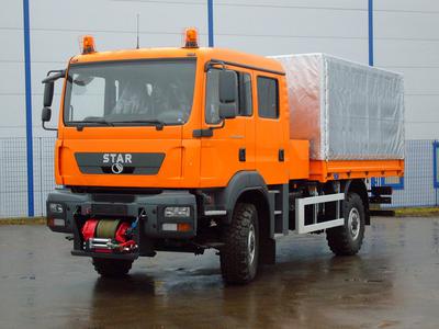 KONTYNUATOR MARKI: Pojazdy Star 266M2 to odnowiona przez Autobox wersja wojskowych ciężarówek. Spółka od 2010 r. zmodernizowała 429 pojazdów. W tym roku liczy na kontrakt na kolejne 100. [