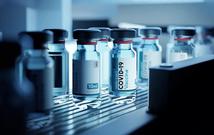 KE zatwierdziła zmodyfikowane szczepionki przypominające przeciw COVID-19