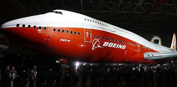 Nowy 747-8 (fot. Bloomberg)