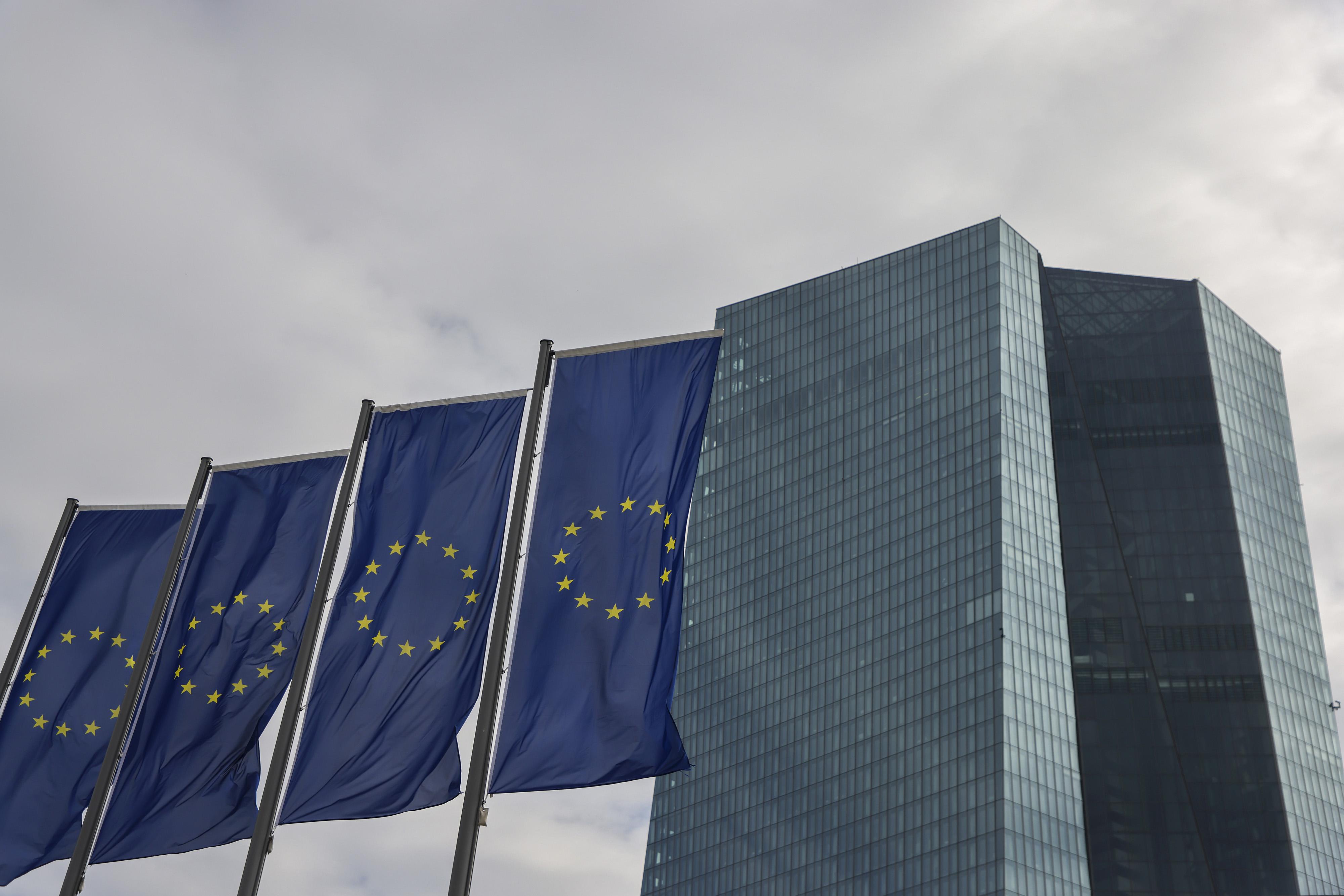 EBC zmieni kurs przez wojnę w Iranie? Nadchodzą dwie podwyżki stóp ...