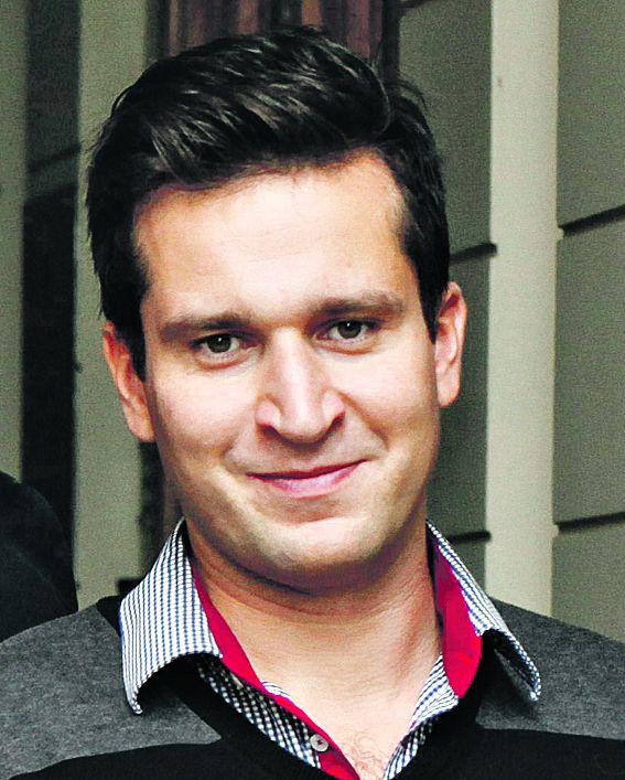 KLIENT POSZUKIWANY:
 Zdaniem Marcina Kurka, współzałożyciela
 serwisów Niania.pl
 i Remontuj.pl, internet otworzył
 drzwi nowym formom pozyskiwania
 klienta, szybszym i tańszym od
 tradycyjnych metod. [FOT. MW]