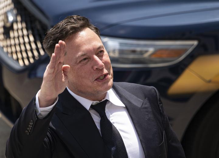 „Forbes”: Elon Musk najbogatszym człowiekiem świata z&nbsp;majątkiem 839 mld USD