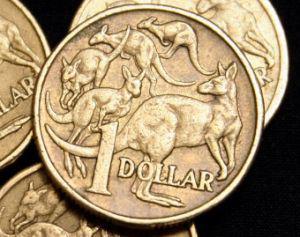 Dolar australijski, fot. Bloomberg