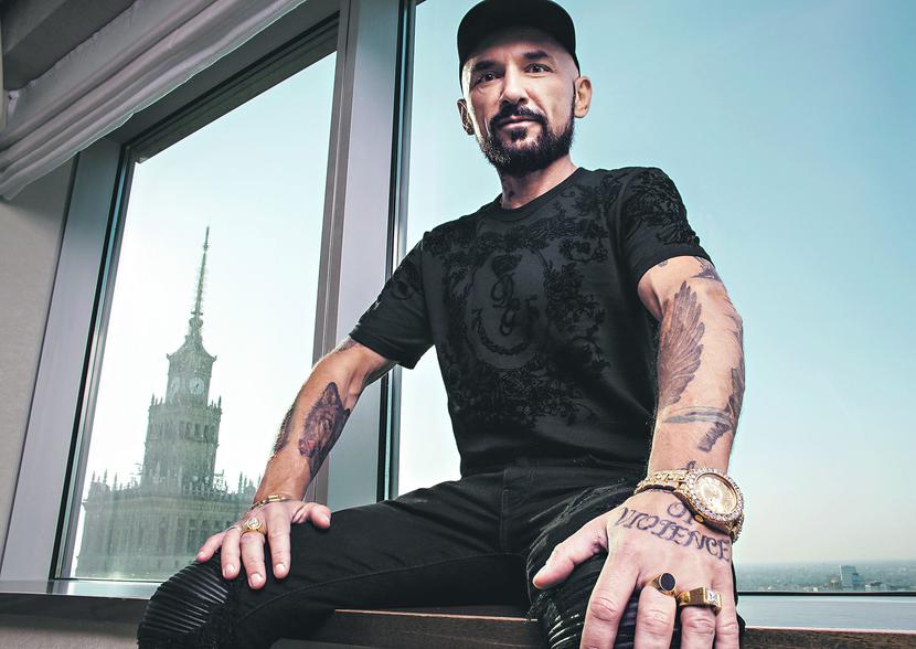 MIDAS Z WĘŻAMI: