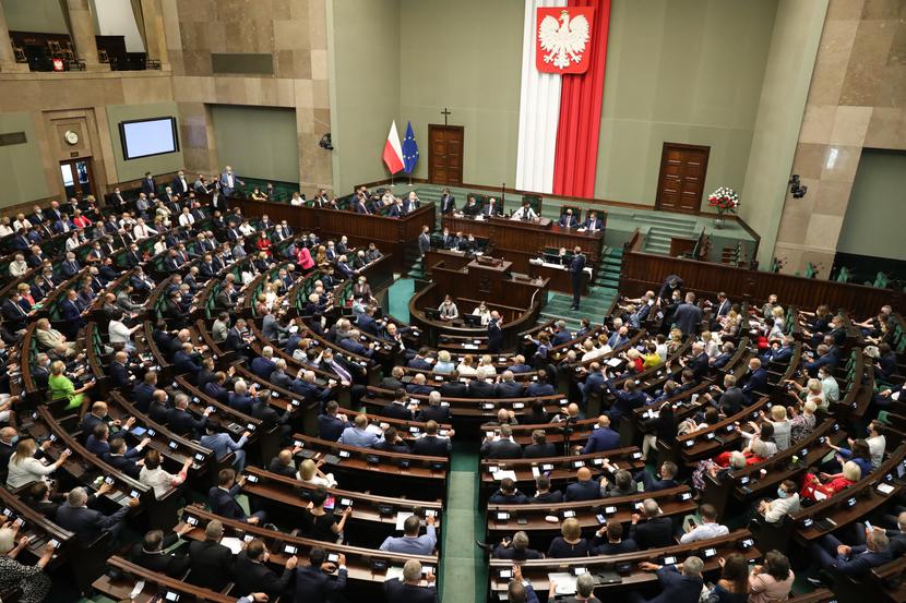 Cztery projekty dotyczące aborcji, zgodnie z zapowiedzią marszałka Hołowni, mają być  procedowane w Sejmie 11 kwietnia. 