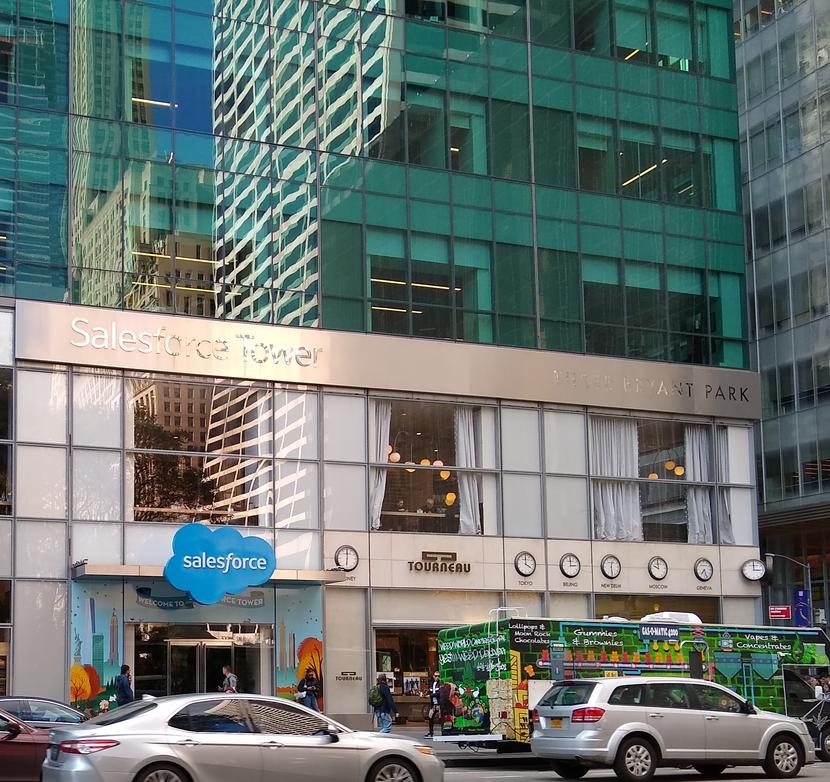 Salesforce Tower w Nowym Jorku