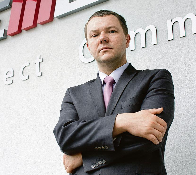 TANIEJ: Za cenę znaczka pocztowego użytkownik Elisty.pl otrzyma nie tylko usługę dostarczenia poczty, ale także druk, kopertowanie, adresowanie i nadanie — mówi Piotr Rogut z zarządu Emersona. [FOT. ARC]