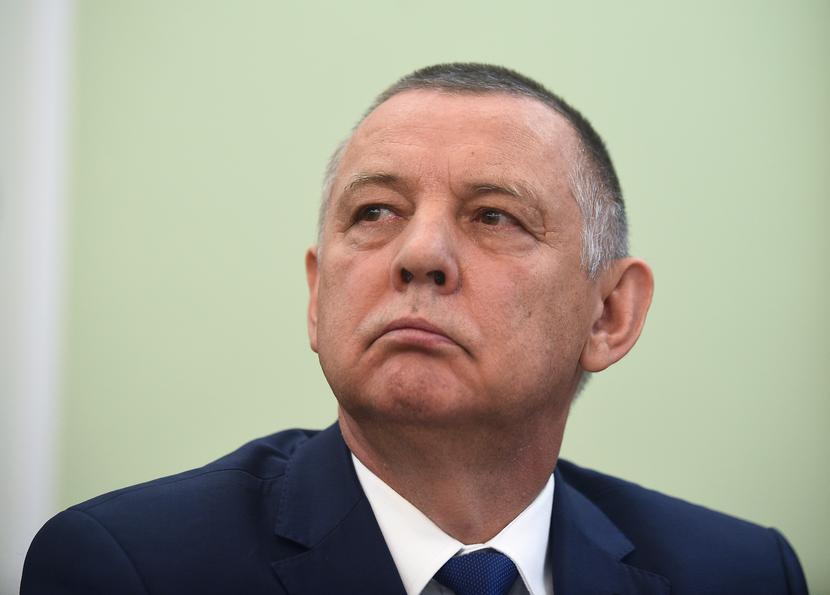 Prezes NIK: CBA weszło do biura księgowego firmy mojego syna - Vimarsana News