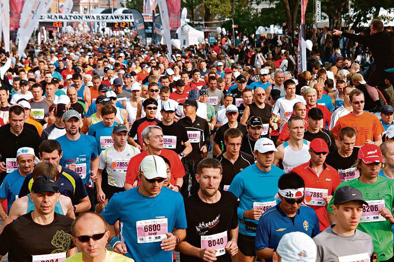 Potentaci
 ŁOKCIE W RUCHU: Największe imprezy biegowe na świecie sponsorują tacy giganci, jak ING (maraton nowojorski), Bank of America (Chicago) czy BMW (Berlin). W Polsce o palmę sponsoringowego pierwszeństwa ścigają się trzej potentaci z udziałem skarbu państwa: PKO BP, Orlen i PZU. [FOT. J.FOMICKI]
 