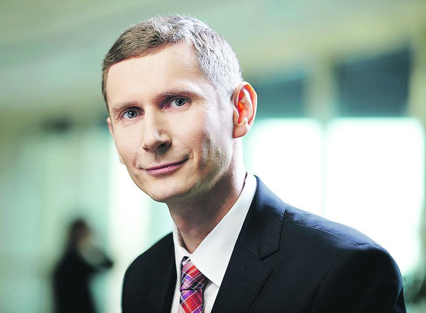 KIEDY NIC SIĘ NIE PODOBA: Częstą zapowiedzią problemów z uzyskaniem należności od kontrahenta
 jest sytuacja, kiedy nagle zaczyna on kwestionować jakość dostarczanych towarów czy cenę produktu,
 zwłaszcza jeśli wcześniej tego nigdy nie robił — mówi Marcin Siwa, dyrektor oceny ryzyka
 w Coface. [FOT. ARC]