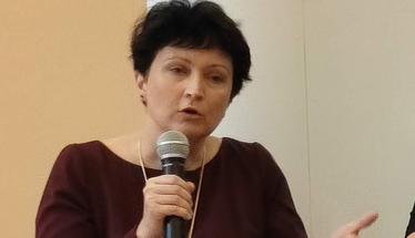 Prof. Makowska o kompleksowej opiece w reumatologii: większość inicjatyw powstaje oddolnie