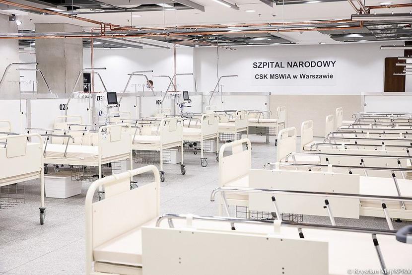 W przypadku szpitala zorganizowanego na Stadionie Narodowym w Warszawie na czynsz wydano 36,4 mln zł, jego eksploatacja kosztowała 8,5 mln zł, ochrona 4,3 mln zł, a koszty z tytułu opłaty technicznej wyniosły 1,9 mln zł - wyliczyła NIK.