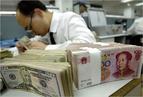 Chińskie rezerwy walutowe topnieją wolniej