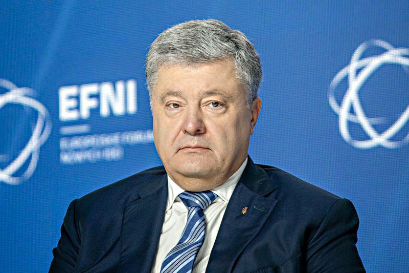 NOWY PARLAMENT, STARE PROBLEMY: