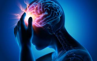Ekspert: najczęstszą przyczyną bólu głowy jest nadciśnienie. Pacjenci latami biorą leki przeciwbólowe bez postawienia diagnozy