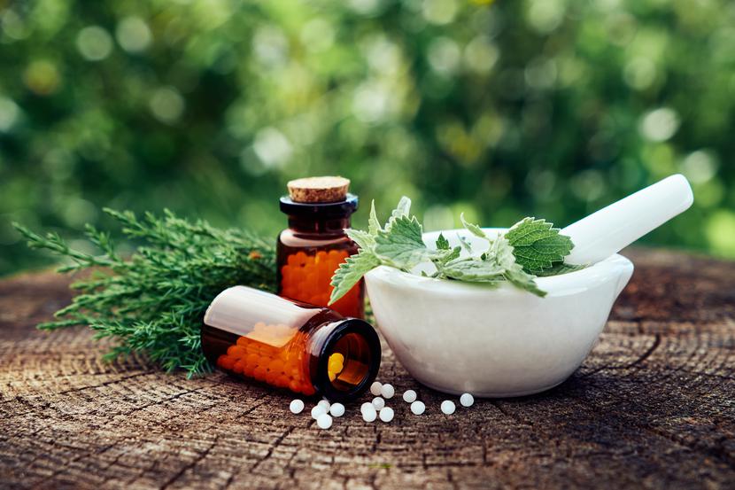 Zdaniem Marty Trafidło, środowisko farmaceutów oczekuje od NIA zajęcia jednoznacznego stanowiska, że nie istnieją naukowe dowody na terapeutyczną skuteczność środków homeopatycznych. Zdaniem Marty Trafidło, środowisko farmaceutów oczekuje od NIA zajęcia jednoznacznego stanowiska, że nie istnieją naukowe dowody na terapeutyczną skuteczność środków homeopatycznych.