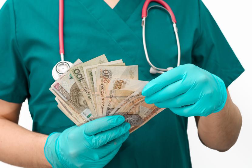 Prezesi AOTMiT i NFZ zaprosili przedstawicieli Towarzystwa Chirurgów Polskich na spotkanie, aby rozwiać wszelkie wątpliwości dotyczące nowych taryf świadczeń. Prezesi AOTMiT i NFZ zaprosili przedstawicieli Towarzystwa Chirurgów Polskich na spotkanie, aby rozwiać wszelkie wątpliwości dotyczące nowych taryf świadczeń.