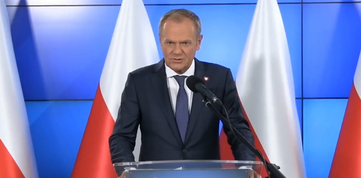 Wspólnie z tysiącami Polek i Polaków zebraliśmy pół miliona podpisów pod projektem in vitro. On będzie wkrótce procedowany - zapowiada Donald Tusk. Wspólnie z tysiącami Polek i Polaków zebraliśmy pół miliona podpisów pod projektem in vitro. On będzie wkrótce procedowany - zapowiada Donald Tusk.