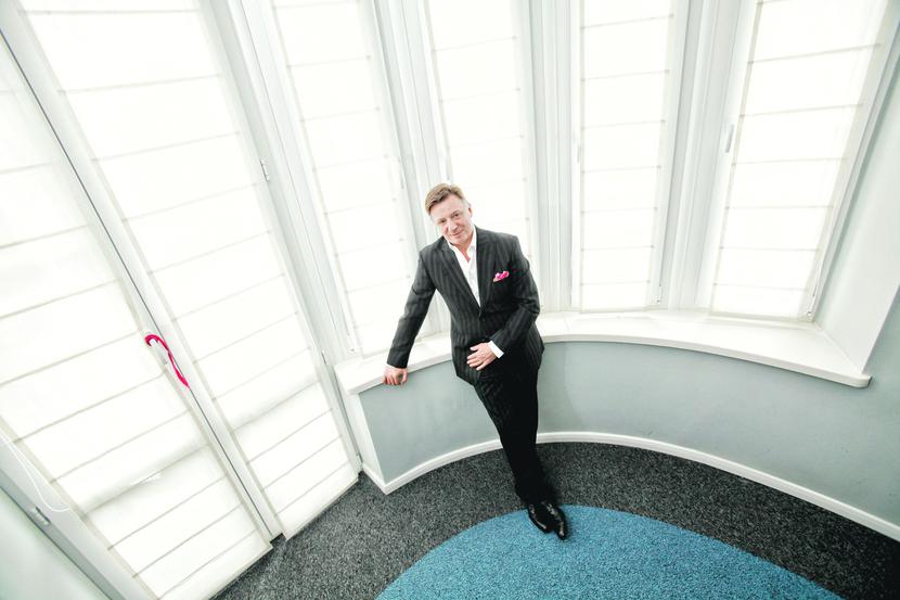 WYDOBYĆ WYZWANIA:
 Przez jakiś czas szukałem kolejnego wielkiego projektu, wyzwania. Odkryłem Afrykę — mówi Ryszard Varisella, inwestor znany niegdyś m.in. z interesów w branży piwowarskiej.
 [FOT. WM]
 