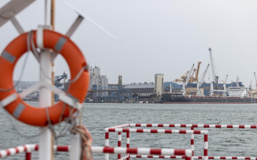 Port Gdynia utknął na zbożowej mieliźnie