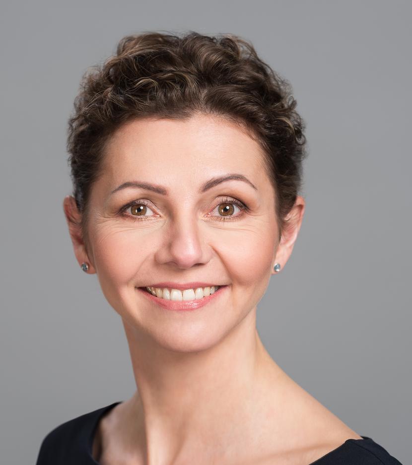 Joanna Hirsz, Senior Consultant Customer, Employee, Patient Experience, GCE Consulting – GoodCustomerExperience.pl Joanna Hirsz, Senior Consultant Customer, Employee, Patient Experience, GCE Consulting – GoodCustomerExperience.pl
