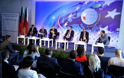W Polsce trzeba zmienić podejście do wykorzystania technologii i upowszechnić świadomość, że jest ona konieczna do dalszego rozwoju gospodarki — to jeden z wniosków, do których doszli uczestnicy debaty „Poszukiwanie, Inspiracja, Postęp — jak pokonać lukę cyfryzacji”.
