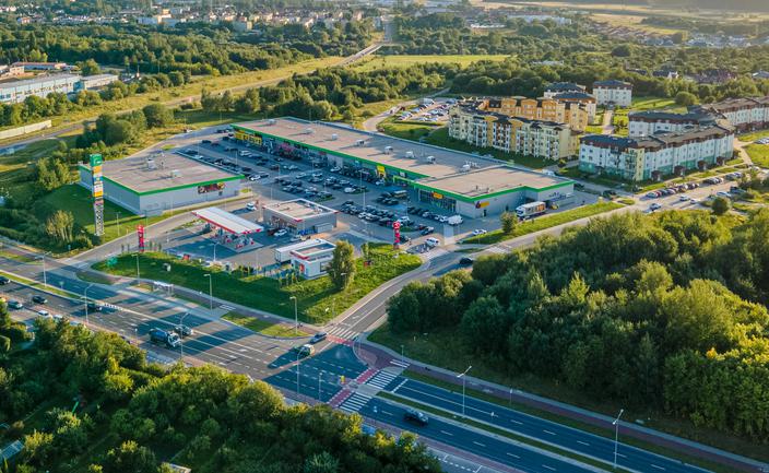 Parki handlowe są na topie. Rośnie ich liczba, a fundusze płacą krocie
