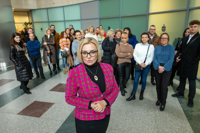 Nacisk bez skutku: 