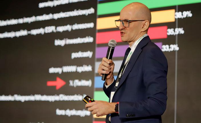 Inwestują coraz młodsi, na dłużej i w szeroką gamę instrumentów