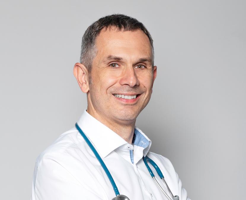 Szymon Brzósko, dyrektor medyczny DaVita Polska, nefrolog i adiunkt I Kliniki Nefrologii i Transplantologii z Ośrodkiem Dializ UM w Białymstoku Szymon Brzósko, dyrektor medyczny DaVita Polska, nefrolog i adiunkt I Kliniki Nefrologii i Transplantologii z Ośrodkiem Dializ UM w Białymstoku