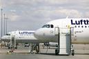 Systemy Lufthansy mają awarię, tysiące pasażerów utknęło na lotniskach